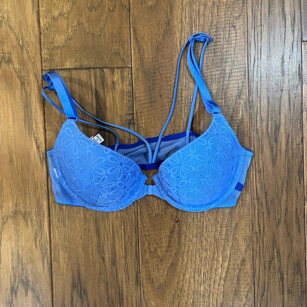 Victoria's Secret Blue Floral Lace Lined Demi Front-Close Bra 32C